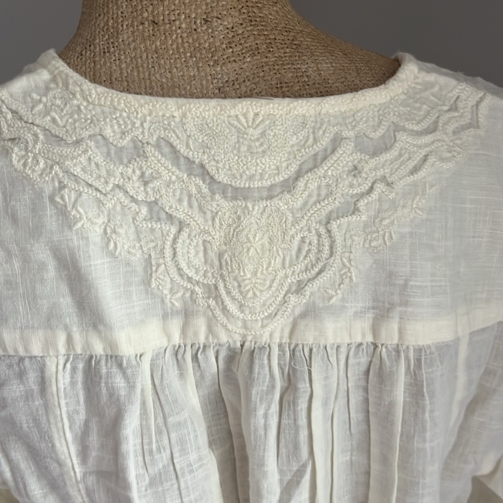 Free People Laurie Embroidered Blouse In Bones LARGE NWT - Picture 5 of 6